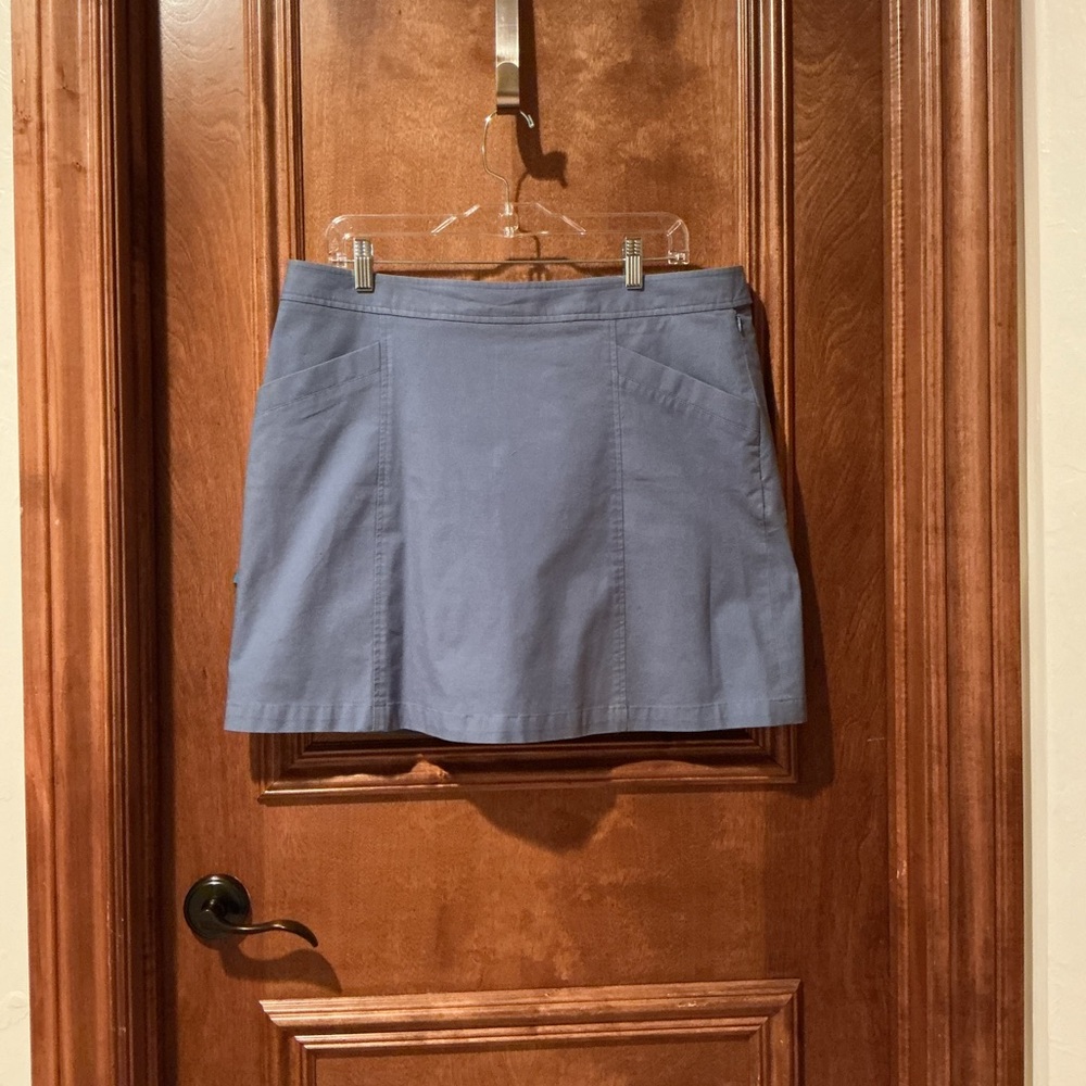 Size 14 Dockers Dusty Blue Skort
